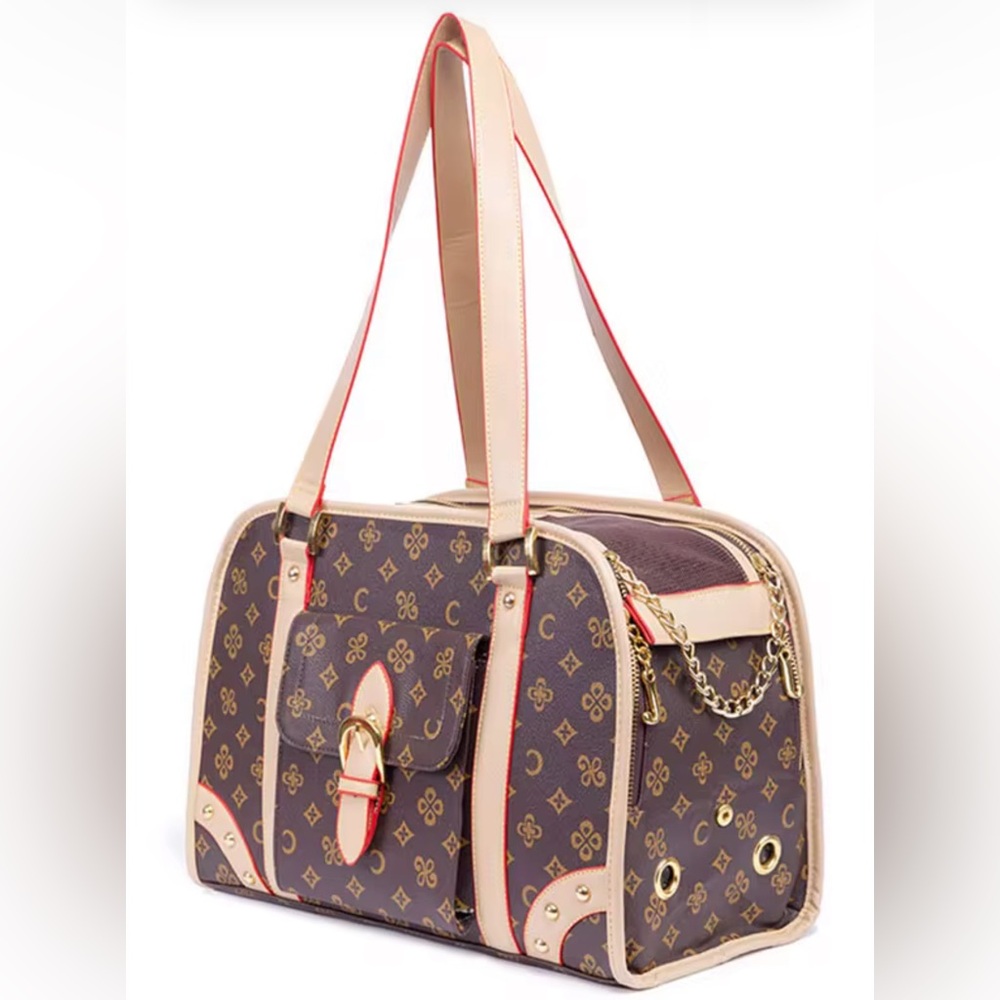 Genuine leather NEW  Pet carrier. For Dogs & Cats